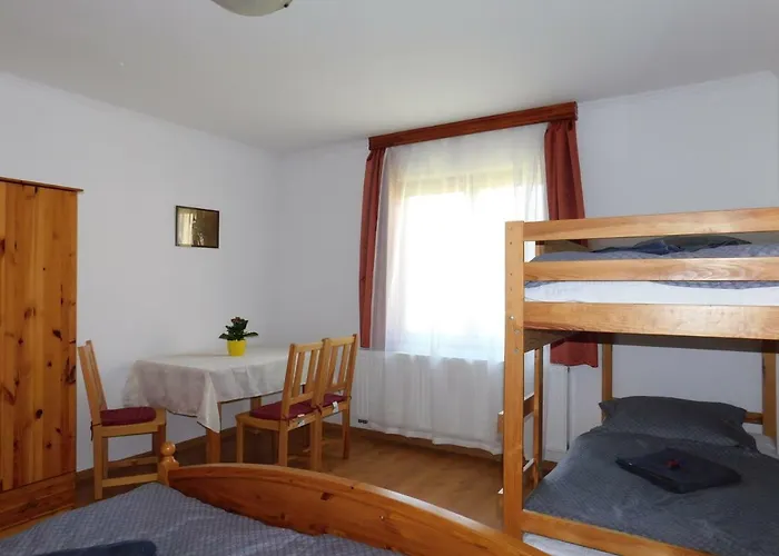 8888 Apartmanhaz * Lispeszentadorján
